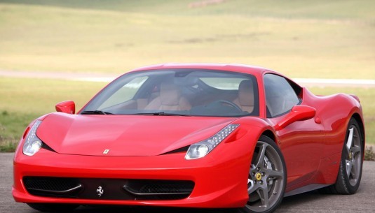 Ferrari Italia kontra Lamborghini Gallardo